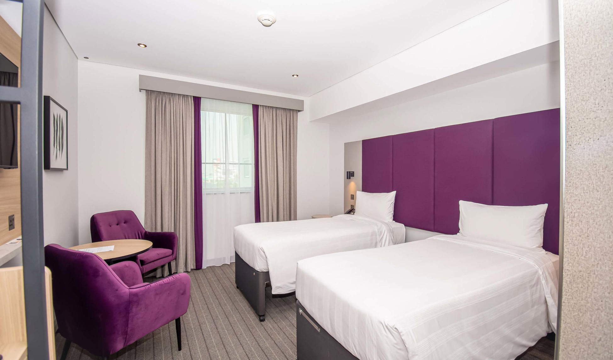 Premier Inn Dubai International Airport Hotel New Style Twin Room