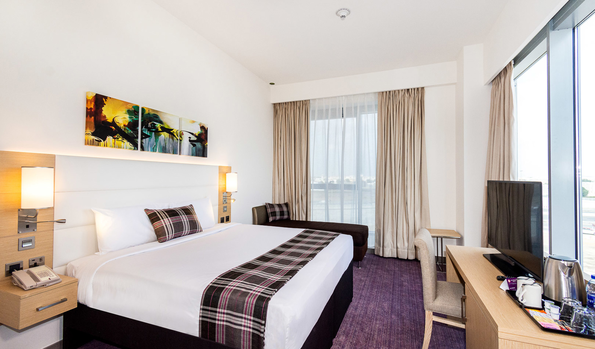Premier Inn Dubai Dragon Mart Rooms